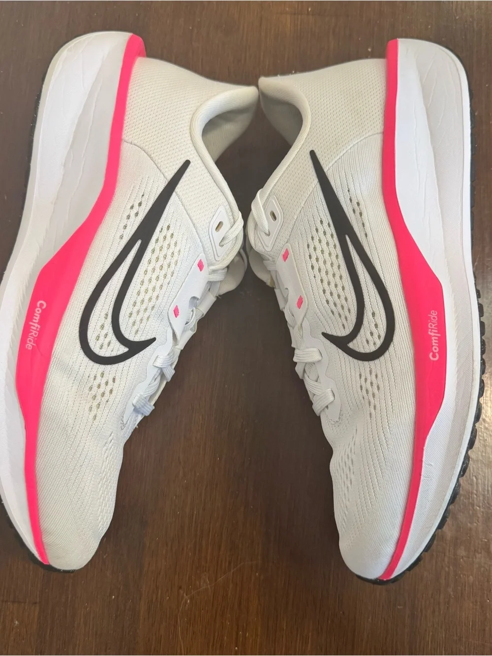 Nike Quest 6 Retro Women's Athletic Running Gym Low Top Sneaker Pink/White 10.5
